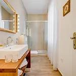 Deluxe Tramonto 4* Split