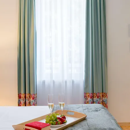 Casa de hóspedes Deluxe Tramonto 4*