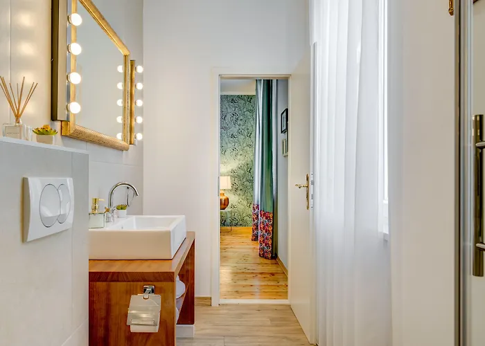 ゲストハウス Deluxe Tramonto