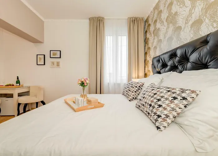 ゲストハウス Deluxe Tramonto