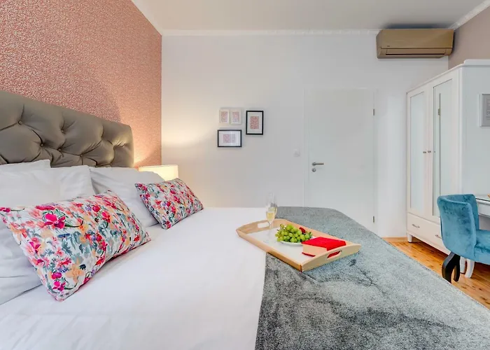 Deluxe Tramonto 4* スプリト