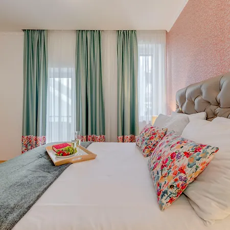 Deluxe Tramonto 4* Split