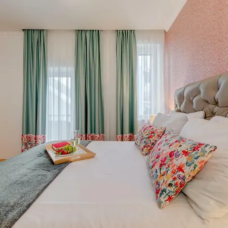 Deluxe Tramonto 4* Split