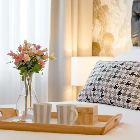 Deluxe Tramonto بيت ضيافة 4*