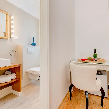 Deluxe Tramonto بيت ضيافة سبليت