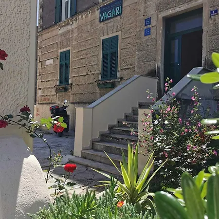 Deluxe Tramonto Gostinjska kuća 4*