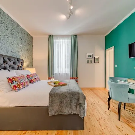 Gostinjska kuća Deluxe Tramonto 4*