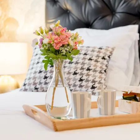 Deluxe Tramonto 4* سبليت