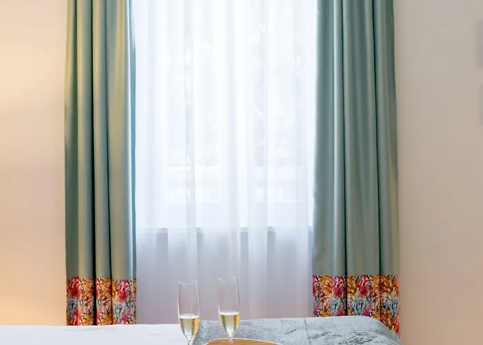 Guest house Deluxe Tramonto 4*