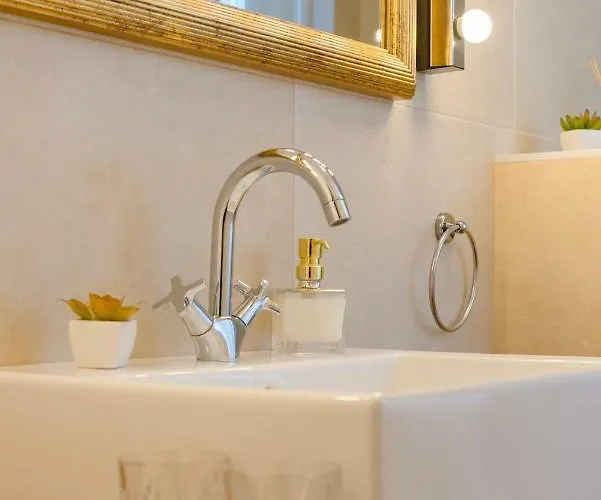 Deluxe Tramonto 4*