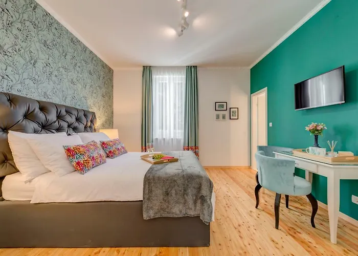Guest house Deluxe Tramonto 4*